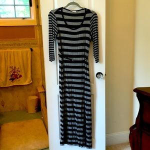Grey and dark blue striped dress size 4
